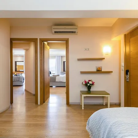Hotel Lefkas 3*
