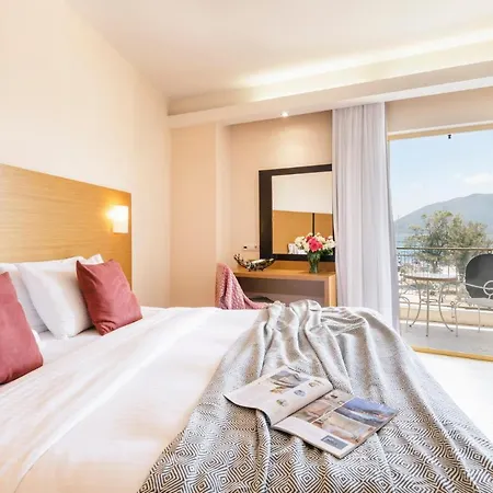 Lefkas