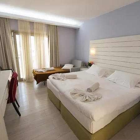 Lefkas Hotel 3*